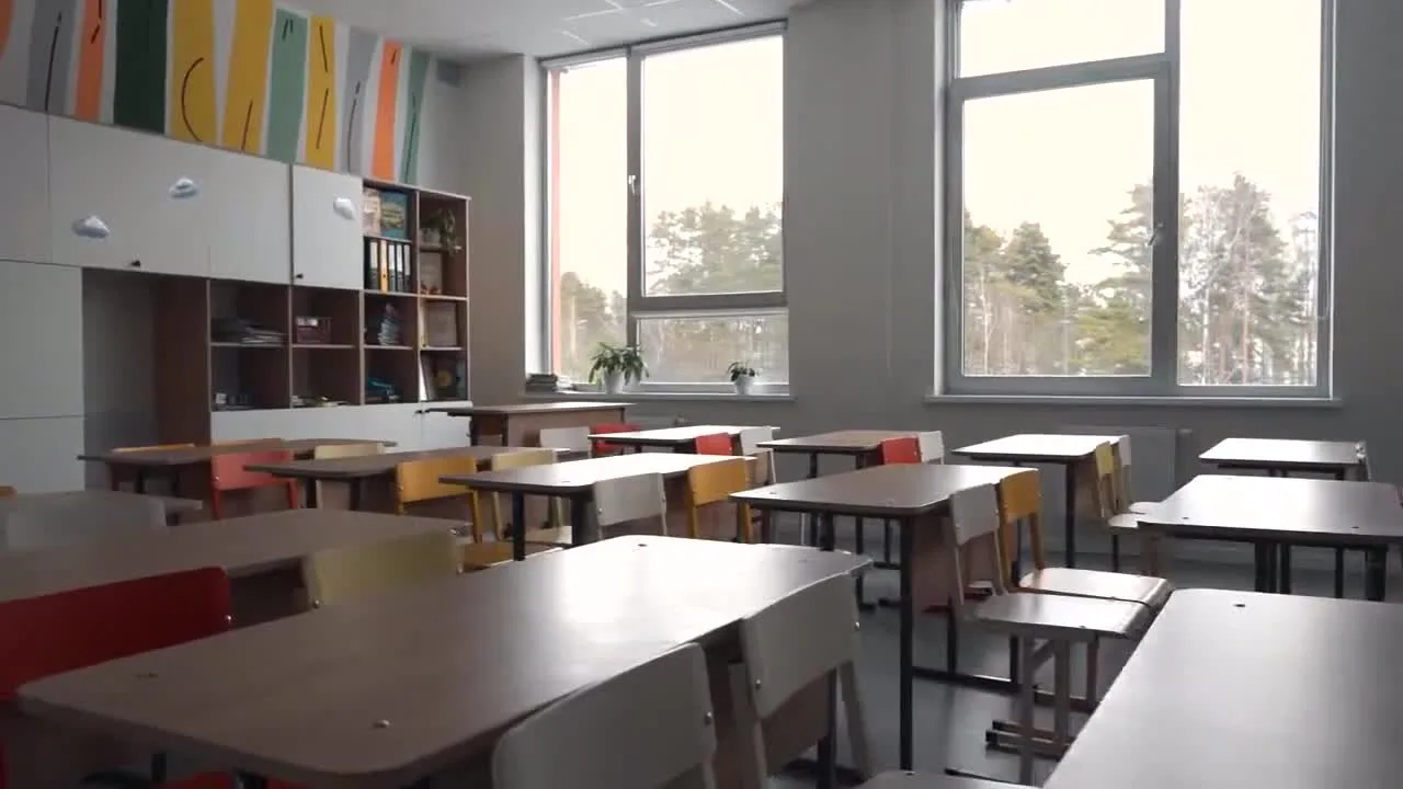 Can an open schooling certificate meet 10+2 job rules?